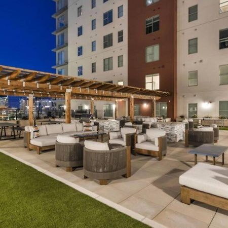 Beverly Hills Suite Penthouse The Gulch 내슈빌 외부 사진