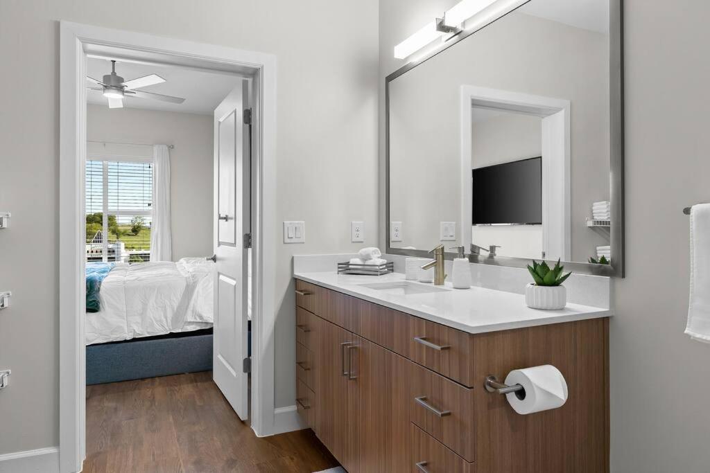 Beverly Hills Suite Penthouse The Gulch 내슈빌 외부 사진