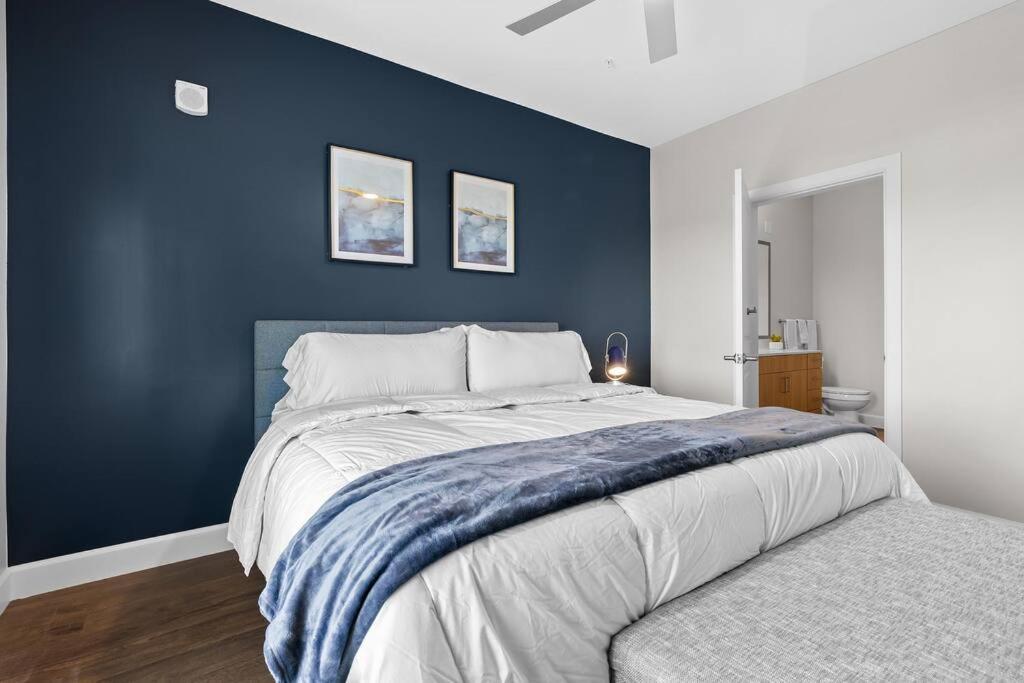 Beverly Hills Suite Penthouse The Gulch 내슈빌 외부 사진